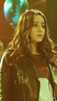 吃瓜娱乐迪丽热巴,瓜田里的甜蜜女王