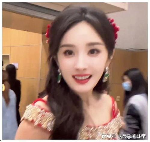 娱乐圈吃瓜爆料照片,照片揭秘明星真实生活瞬间